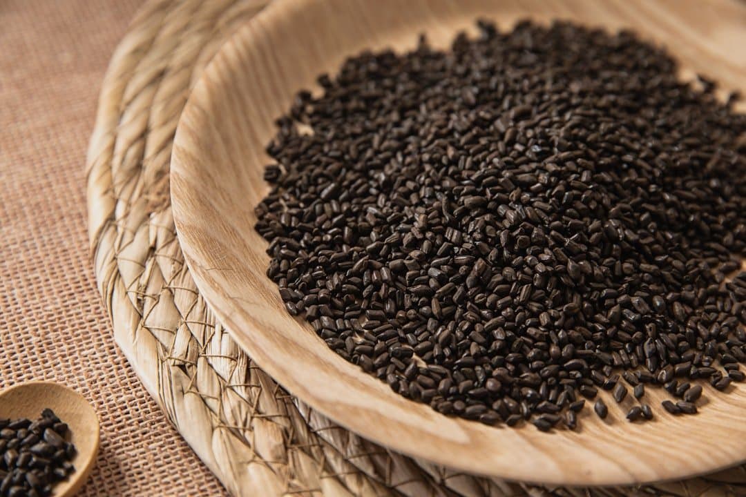 Huile de nigelle : propriétés scientifiquement prouvées et utilisation