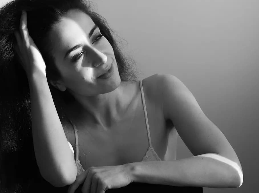 Miel naturel en cosmétique : masques visage et soins cheveux efficaces